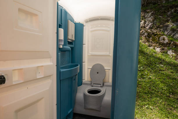 Types of Portable Toilets We Offer in Loch Lomond, VA